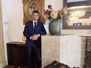 B2B-News 9 Mihai Popa, expert în prezentări Zoom pentru EkoGroup